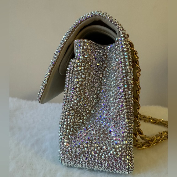 CUSTOM CRYSTAL CHANEL - Customization Service using Authentic Austrian Crystals - Picture 5 of 10